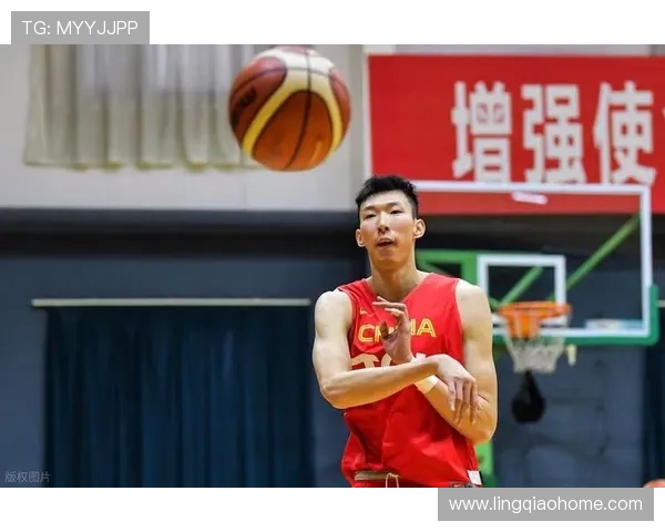 周琦在国际篮球舞台上的崛起与挑战：从青年才俊到职业明星的成长之路