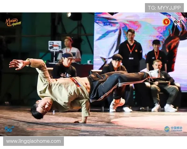 杭州攀岩队在世界街舞大赛中以69分稳居积分榜首位