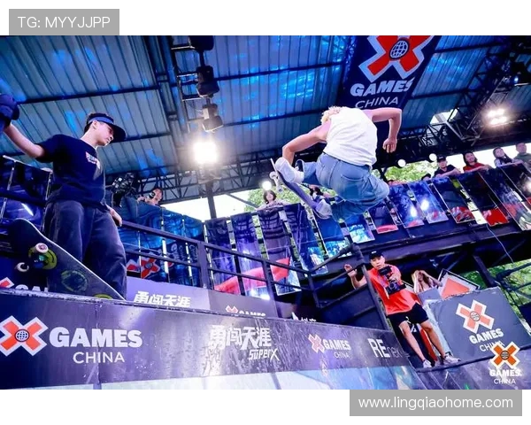 滑板精英赛特别报道成都街舞队勇闯新高峰的奋斗历程与精彩瞬间