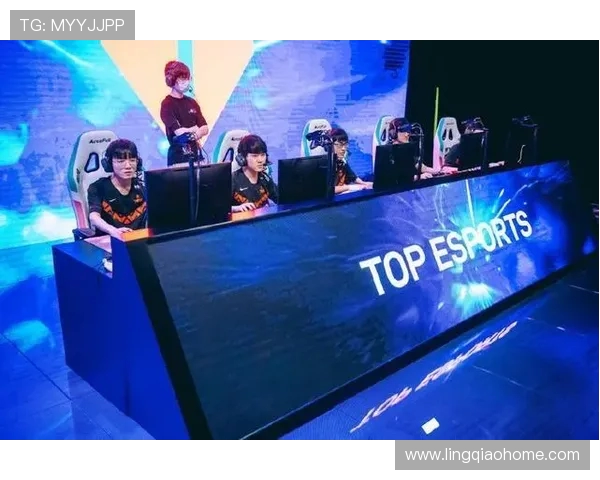 王者荣耀热议FPX战队灵活性引发的战术争议与分析 王者荣耀热议FPX战队灵活性引发的战术争议与分析